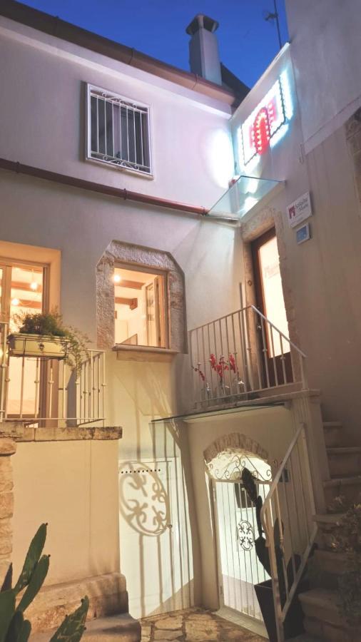 Antiche Mura Apartments"Cielo Di Puglia" -2 Matrimoniali, Cucina E Terrazzo 图里 外观 照片