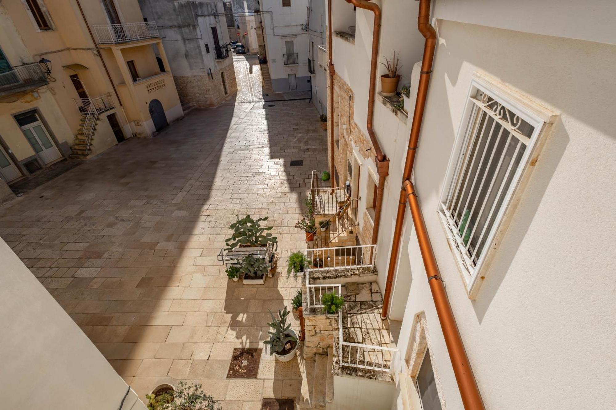 Antiche Mura Apartments"Cielo Di Puglia" -2 Matrimoniali, Cucina E Terrazzo 图里 外观 照片