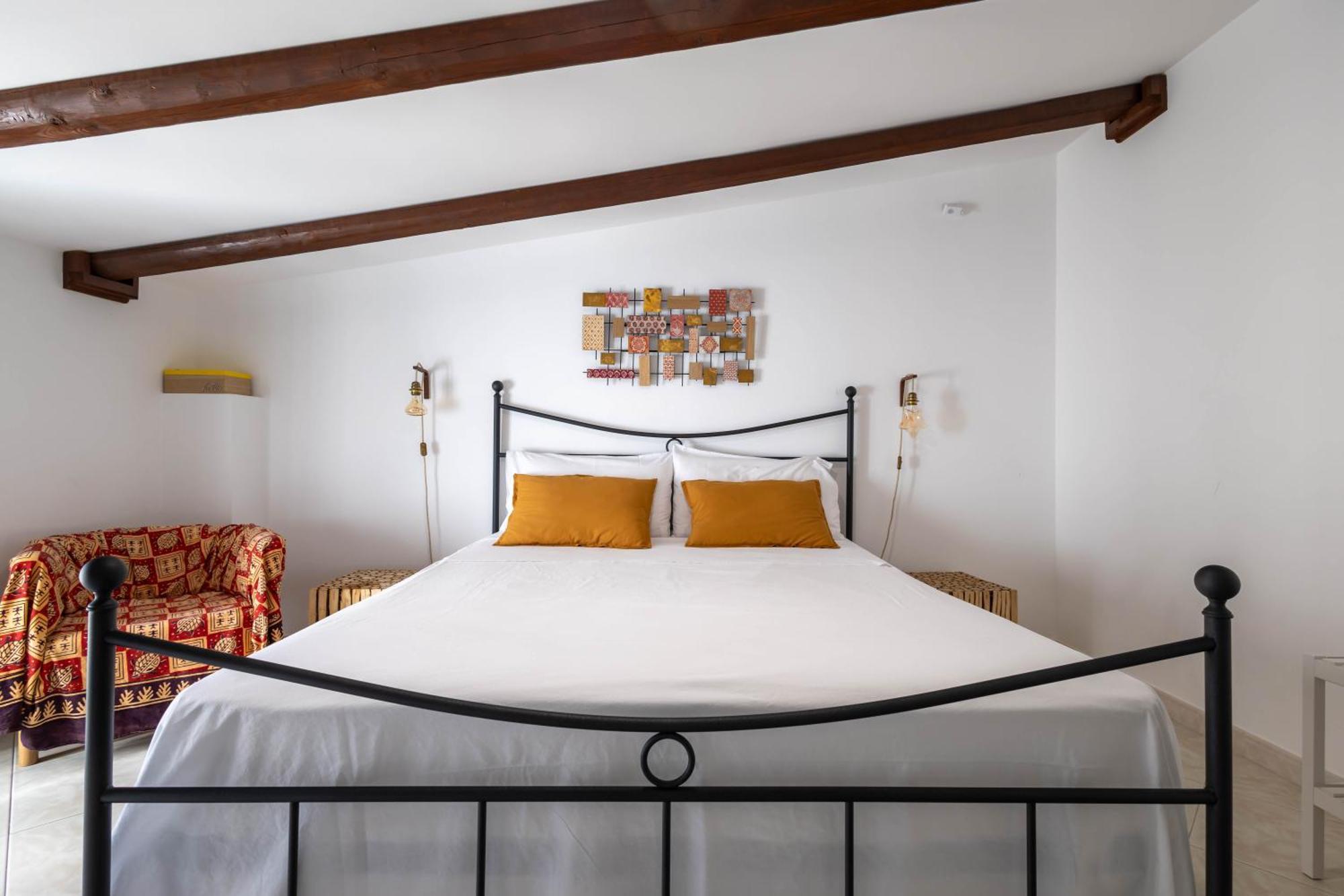 Antiche Mura Apartments"Cielo Di Puglia" -2 Matrimoniali, Cucina E Terrazzo 图里 外观 照片